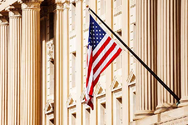 酒价内参3月26日价格发布 青花汾20小幅下调1元/瓶